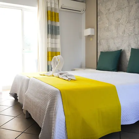 Ap Adriana 酒店 4*