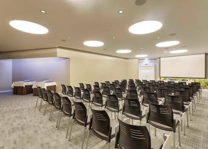 Ap Adriana Hotell 4*