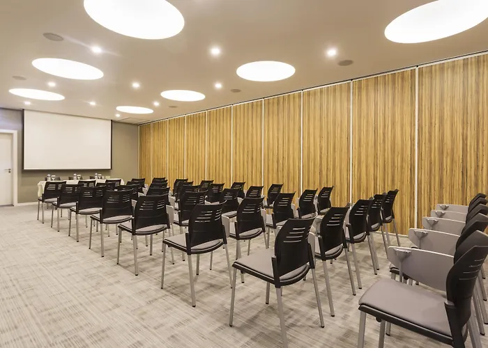 Hotell Ap Adriana 4*