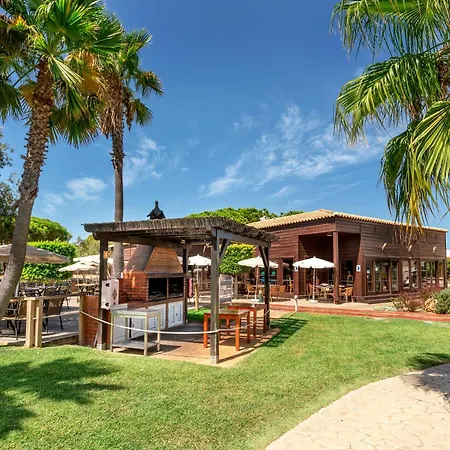 Ap Adriana 4* אלבופיירה